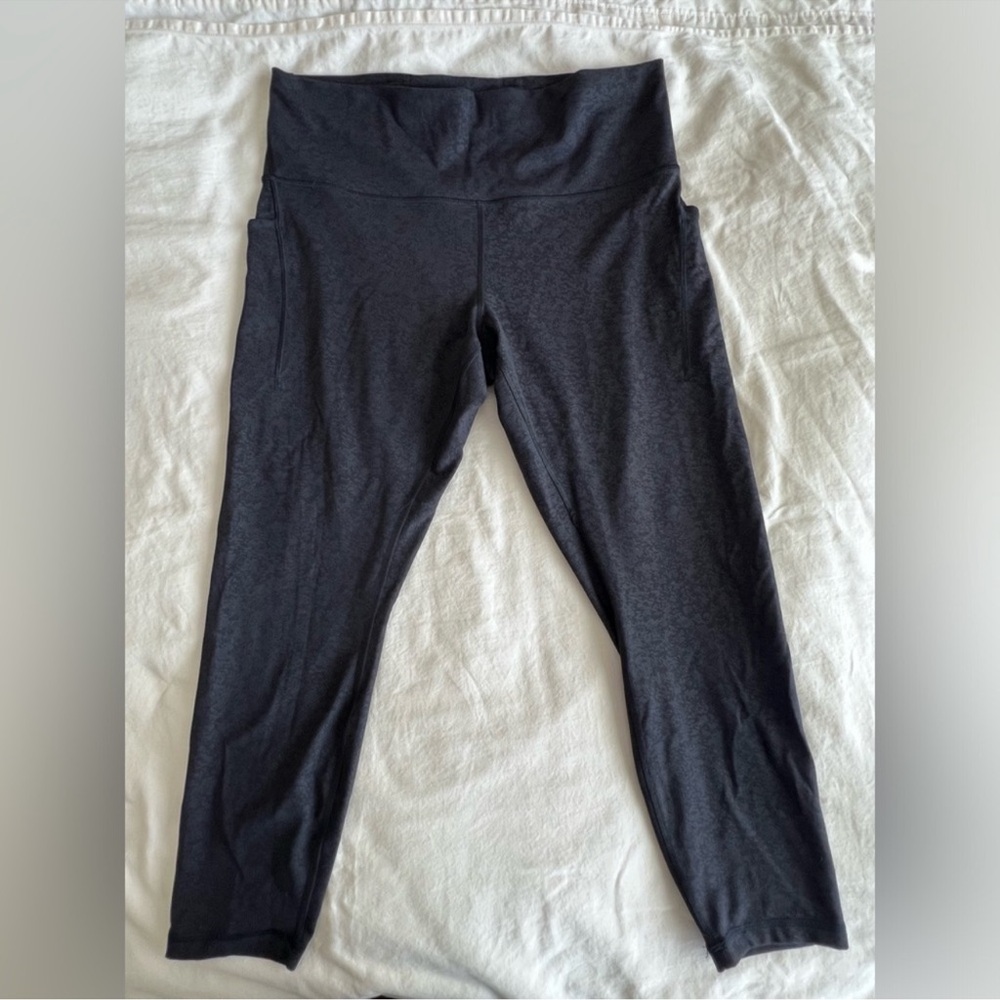 Lululemon Wunder Train WITH POCKETS High Rise 25”, Everlux, Blaze Black, 16